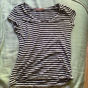 Black and white striped teeshirt